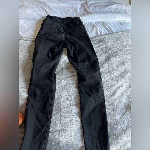 Jeans - Picture 2 of 3